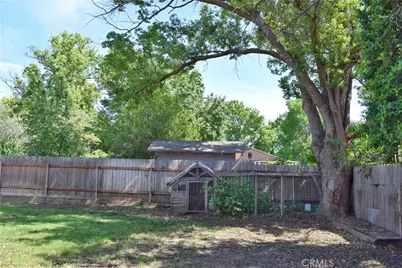 1555 Hawthorne, Chico, CA 95926 - Photo 24