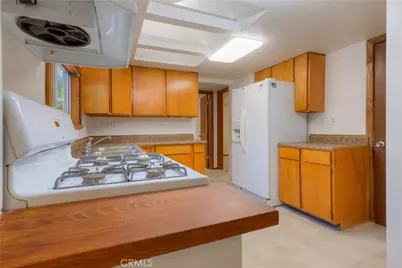 486 E 5th Avenue, Chico, CA 95926 - Photo 10