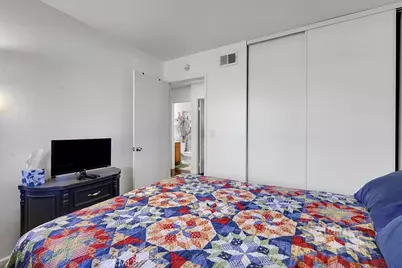 7048 Kilkenny Dr, Sacramento, CA 95842 - Photo 20