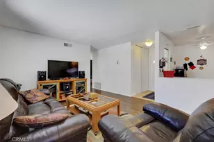 7048 Kilkenny Dr, Sacramento, CA 95842 - Photo 6