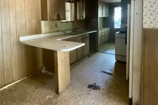 1893 Kenyon Dr, Redding, CA 96001 - Photo 10