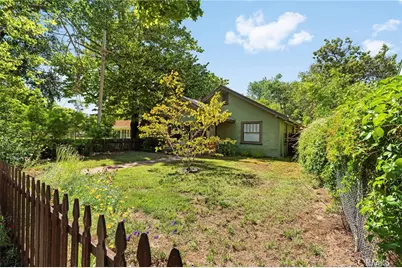 1178 E 8th Street, Chico, CA 95928 - Photo 12