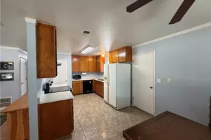 1490 Pine St, Orland, CA 95963 - Photo 8
