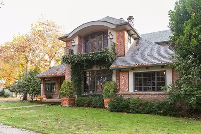 1095 Woodland Avenue, Chico, CA 95928 - Photo 2