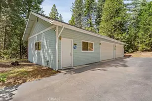 521 Pony Trail, Mount Shasta, CA 96067 - Photo 4