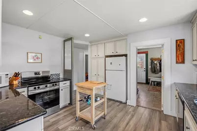 104 Elm, Los Angeles, CA 96137 - Photo 20