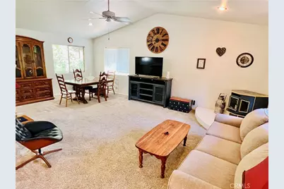 15793 Coutolenc, Magalia, CA 95954 - Photo 6