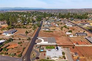 527 Crestwood, Paradise, CA 95969 - Photo 2