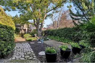 1688 Park View, Chico, CA 95926 - Photo 26