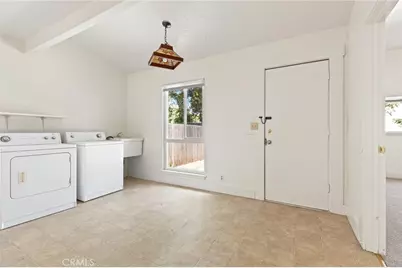 1038 W 5th Street, Chico, CA 95928 - Photo 8