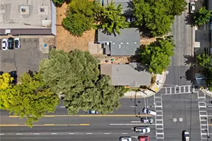 1038 W 5th St, Chico, CA 95928 - Photo 22