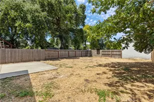 1038 W 5th St, Chico, CA 95928 - Photo 18