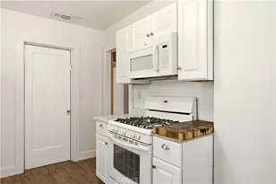 146 W 7th Ave, Chico, CA 95926 - Photo 12