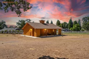 2764 Majestic Oak Cir, Cottonwood, CA 96022 - Photo 4