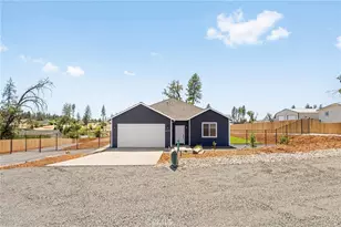 624 Castle Dr, Paradise, CA 95969 - Photo 2
