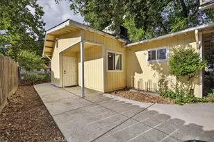 1381 Davis, Chico, CA 95928 - Photo 32
