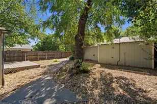 482 E 5th Ave, Chico, CA 95926 - Photo 22