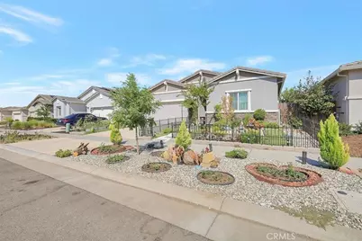 789 Chalice Creek Drive, Plumas Lake, CA 95961 - Photo 2