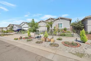 789 Chalice Creek Dr, Plumas Lake, CA 95961 - Photo 2