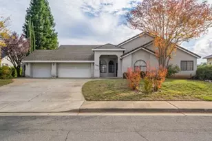 2132 Hope Ln, Redding, CA 96003 - Photo 1