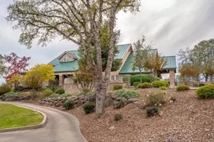 2132 Hope Ln, Redding, CA 96003 - Photo 48