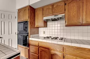 2132 Hope Ln, Redding, CA 96003 - Photo 12