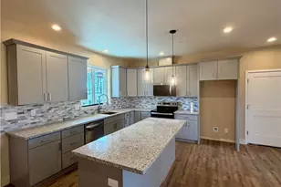 1439 Powell, Paradise, CA 95969 - Photo 8