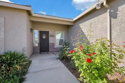 2050 Moss Glen Loop, Linda, CA 95901 - Photo 2