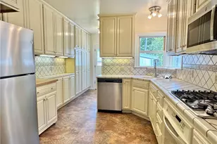 548 W 4th Ave, Chico, CA 95926 - Photo 6