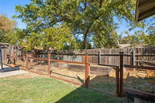 2295 Laurel St, Chico, CA 95928 - Photo 26