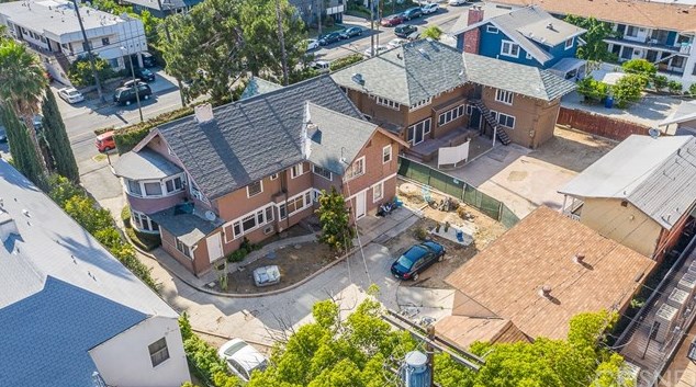 1750 Wilton Pl, Los Angeles, CA 90028-5709