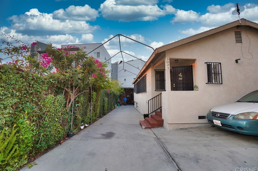 3023 Carlyle St, Los Angeles, CA 90065-2016