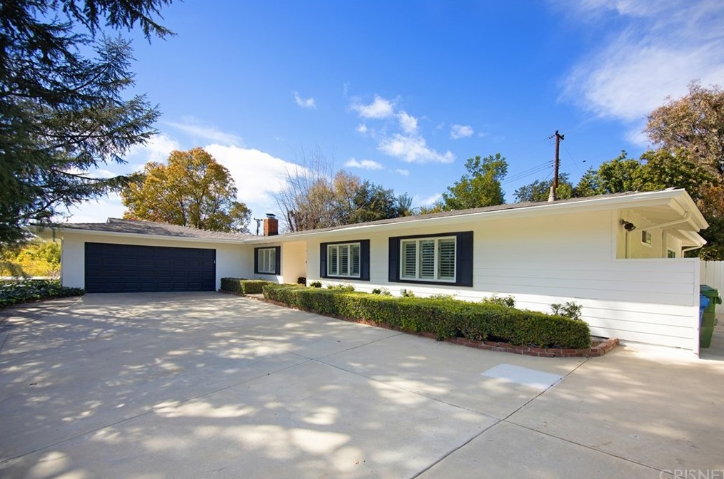 2507 Hood Dr, Thousand Oaks, CA 91362-2429