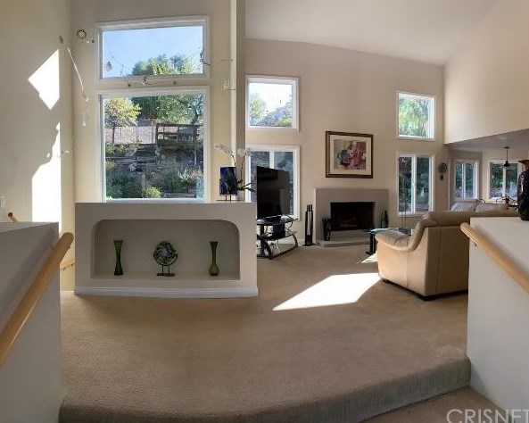 2471 La Granada Dr, Thousand Oaks, CA 91362-2407