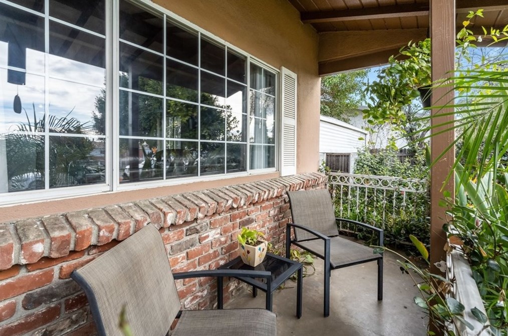 2416 San Antonio Ave, Pomona, CA 91766-6314