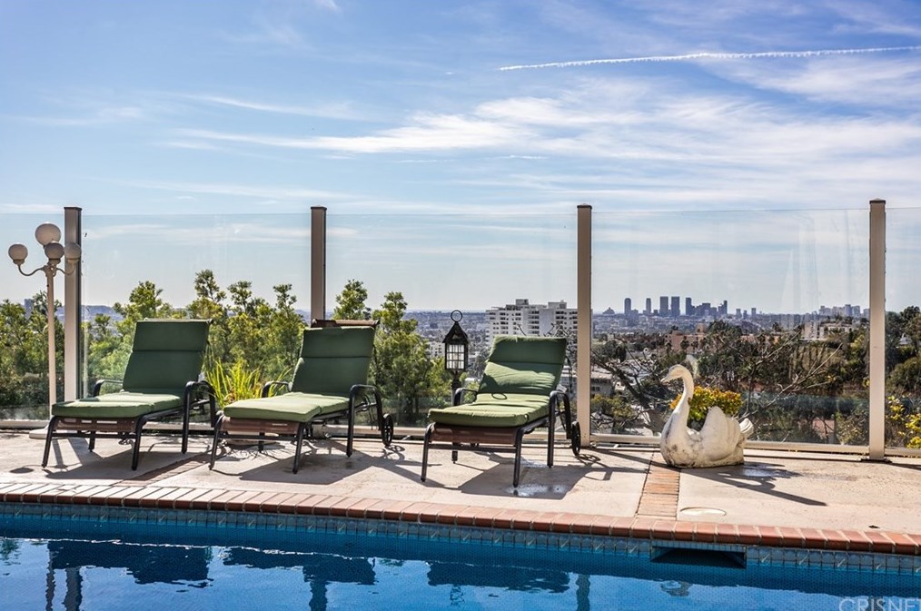 2017 Sycamore Ave, Los Angeles, CA 90068-3735
