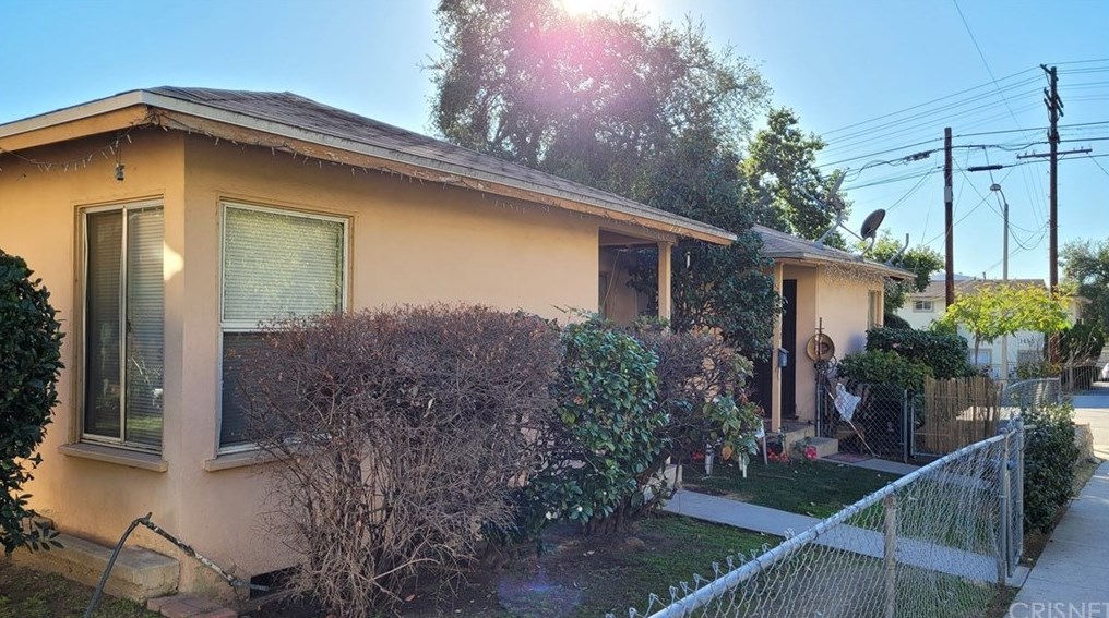 112 Grandview St, Pasadena, CA 91103-2261