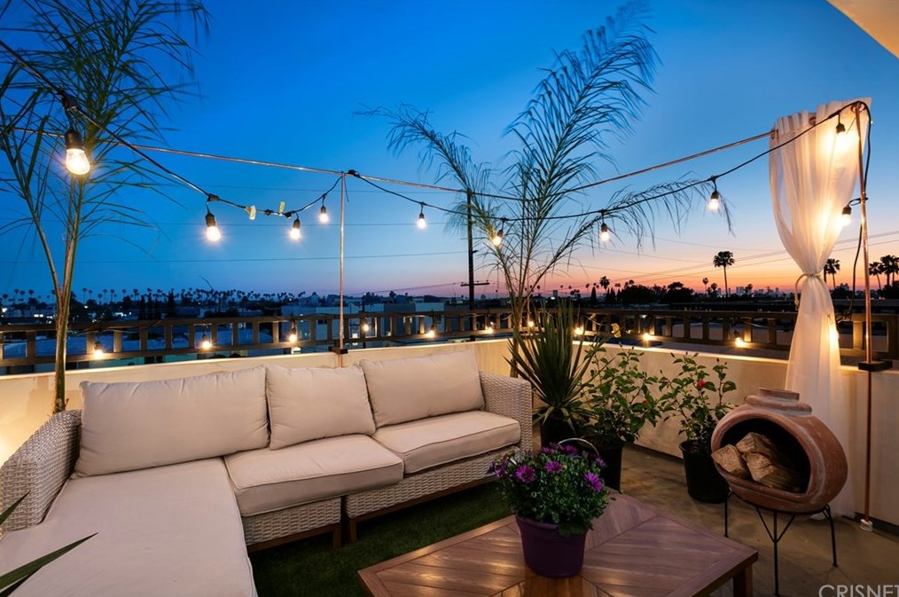 5959 Fountain Ave, Los Angeles, CA 90028-8418