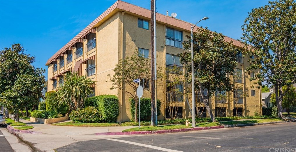 11507 Moorpark St #104, North Hollywood, CA 91602