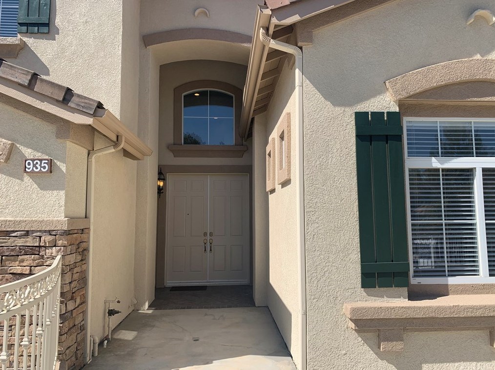 935 S Cloverdale Dr, Anaheim, CA 92808