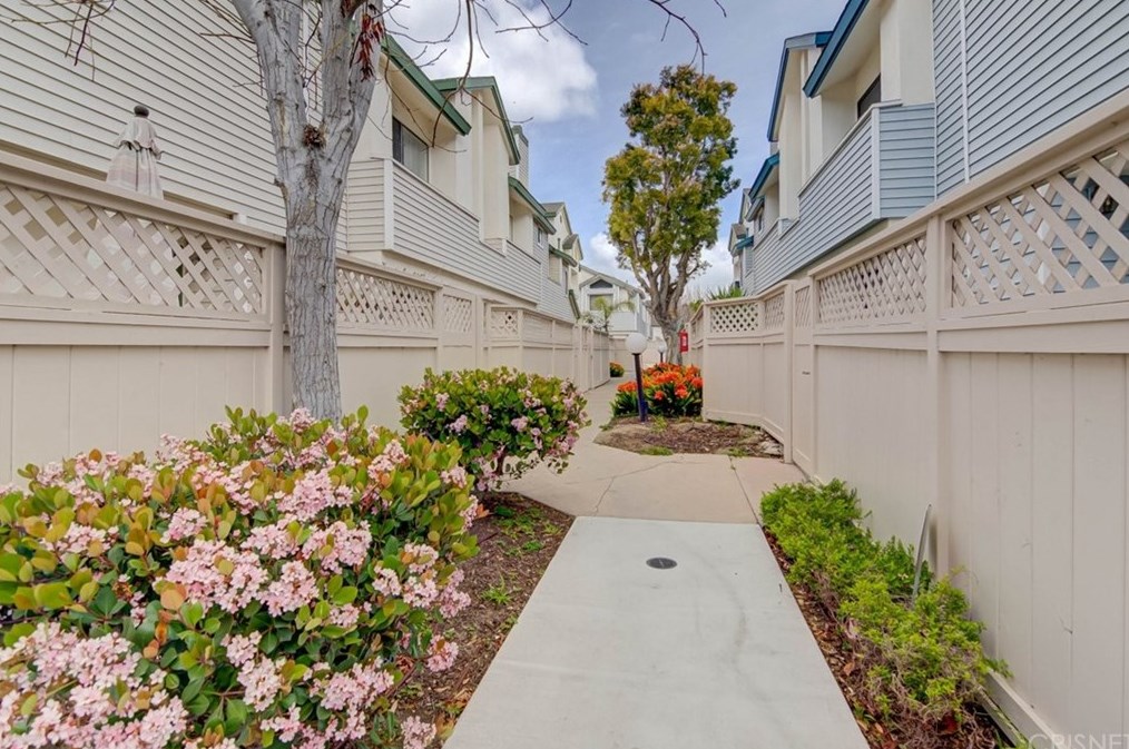 15111 Freeman Ave #24, Lawndale, CA 90260