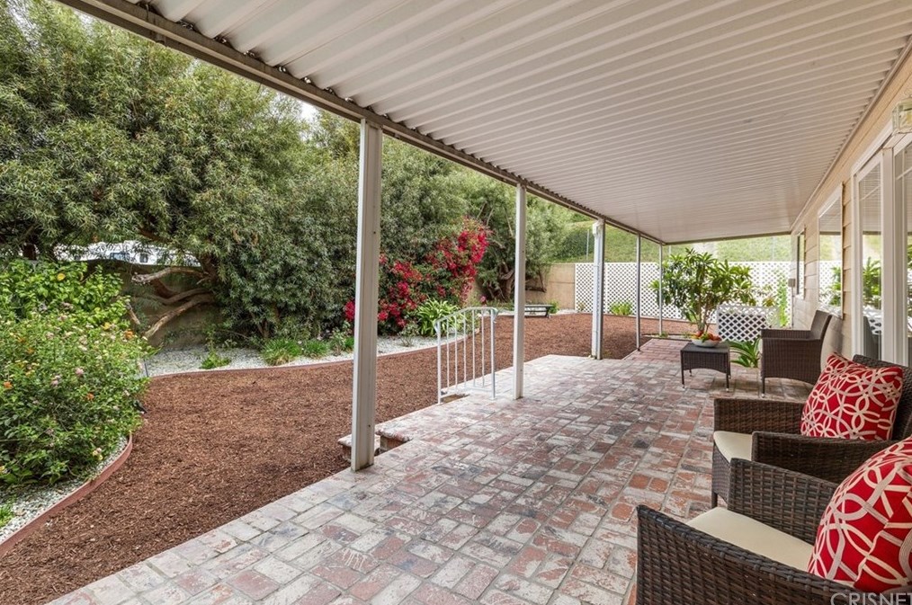 72 Caleta Dr, Camarillo, CA 93012-5106