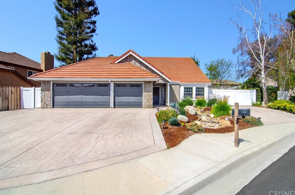 911 Rawhide Pl, Thousand Oaks, CA 91320-5564