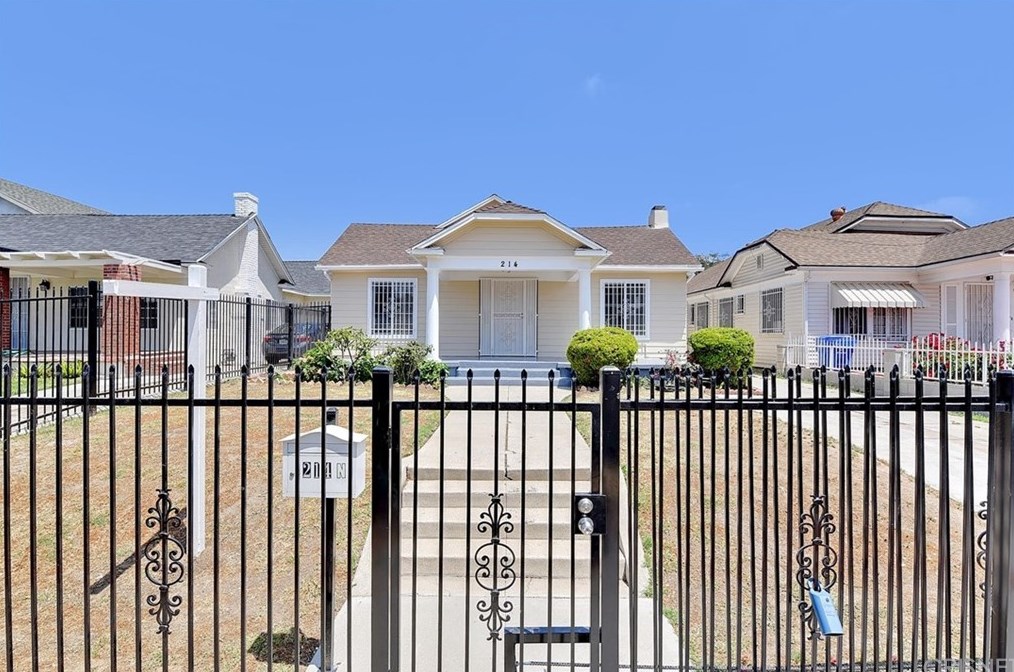 214 Serrano Ave, Los Angeles, CA 90004-5230