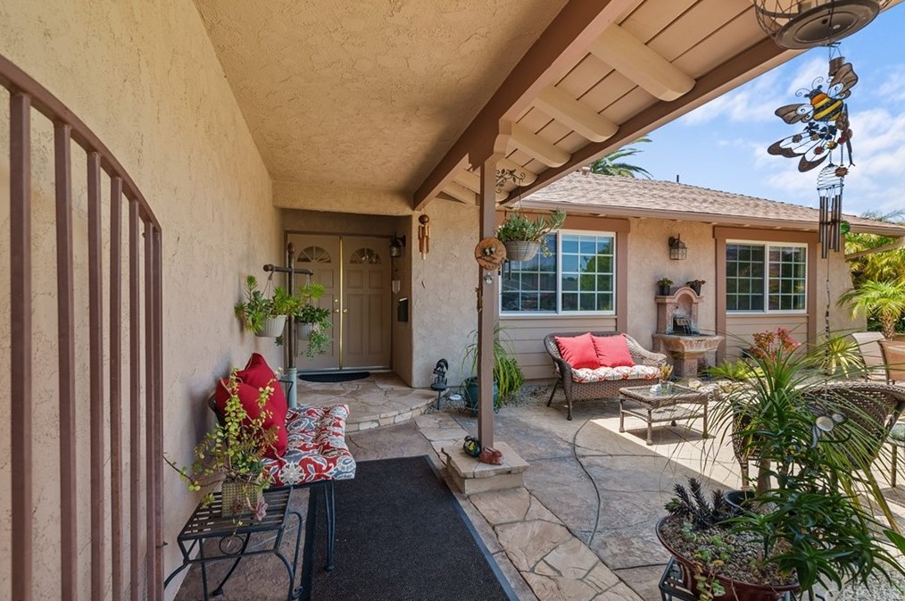 247 Henrietta Ave, Thousand Oaks, CA 91320-4335