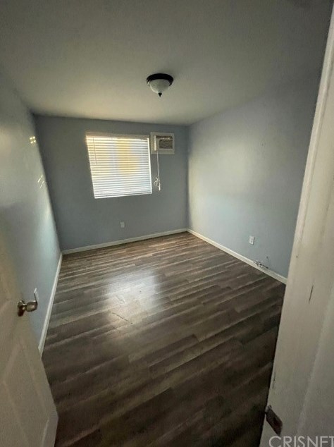 10147 Sharp Ave, Los Angeles, CA 91331-4535
