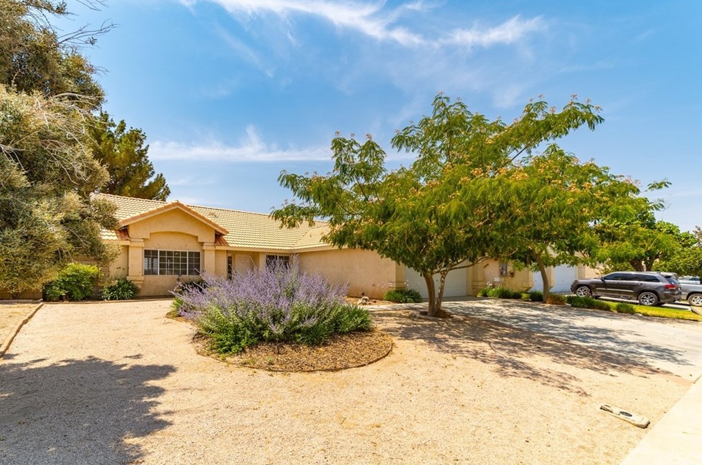 2908 Owens Way, Tropico Village, CA 93560-6811