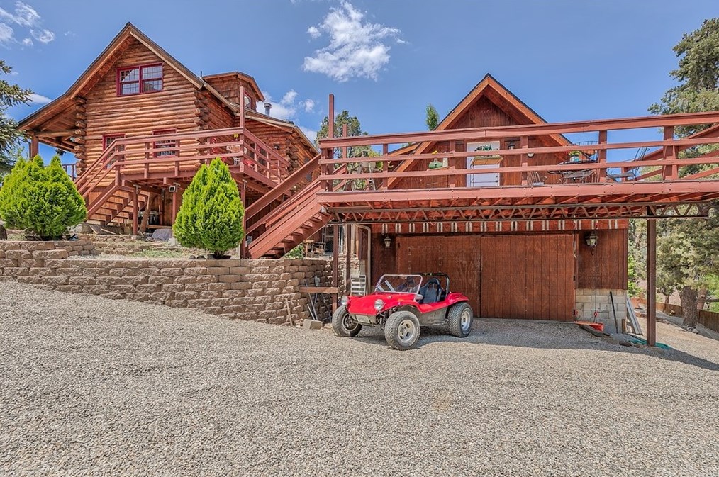 1116 Lion Ln, Frazier Park, CA 93225-9670