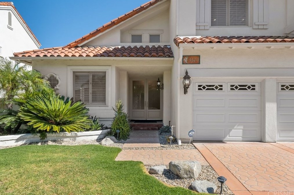 3670 Reina Ct, Calabasas, CA 91302