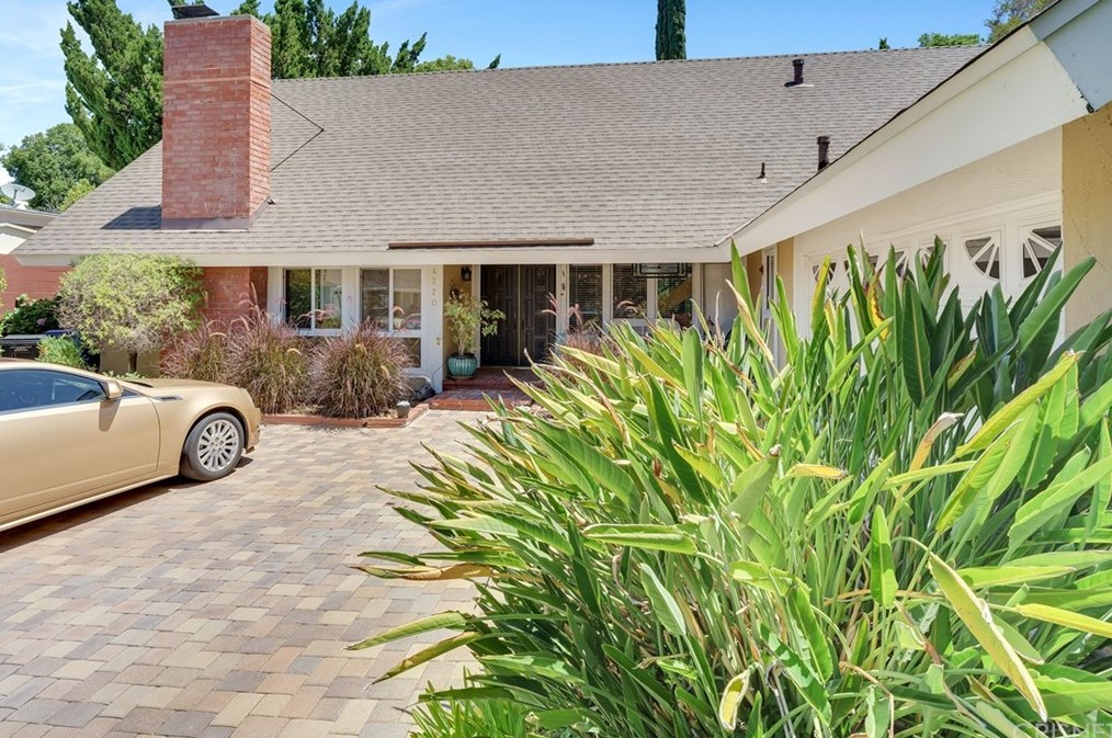 4220 Towhee Dr, Calabasas, CA 91302